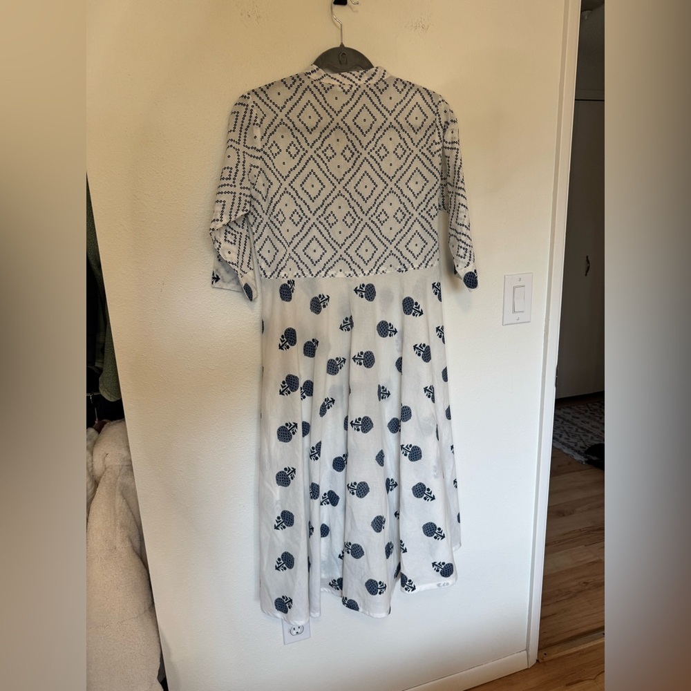 NEW Kalki Front Slit Kurta White Blue Cotton Geometric Size 2? NWOT - Picture 6 of 8